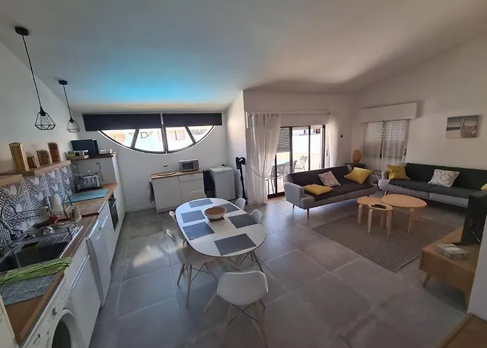 Vilamoura Near Marina And Beaches 아파트